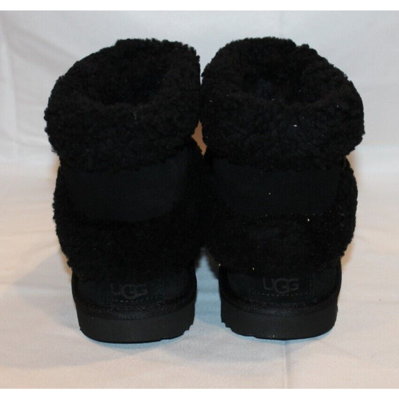 NIB UGG YOUTH 4 WOMEN'S 5.5-6 MINI SUEDE SHEARLING LINED BOOTS BLACK - Picture 5 of 8